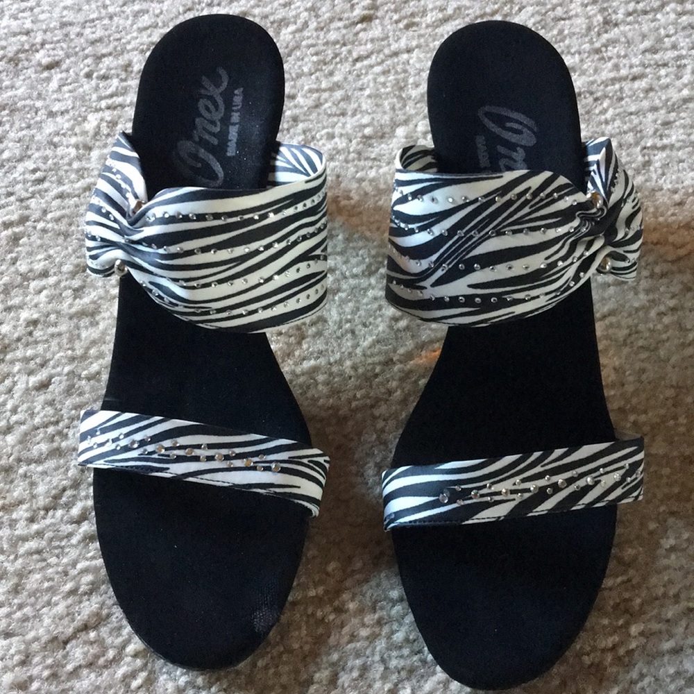 Like new - slip on heels